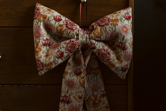 Goblin floral bow