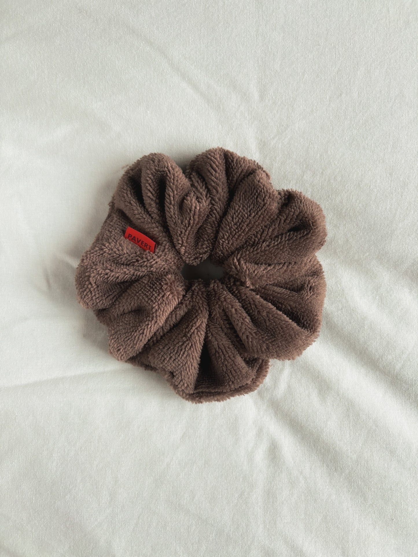 The bamboo spa scrunchie sand