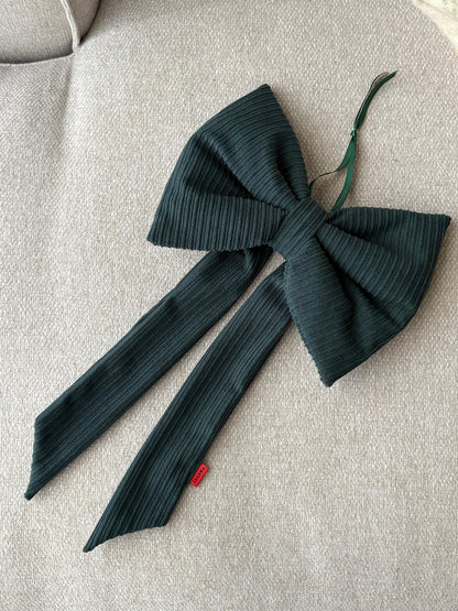 Emerald green velvet rib bow